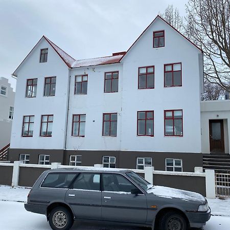 Day Dream Central Akureyri Three Bedroom Apt Dış mekan fotoğraf