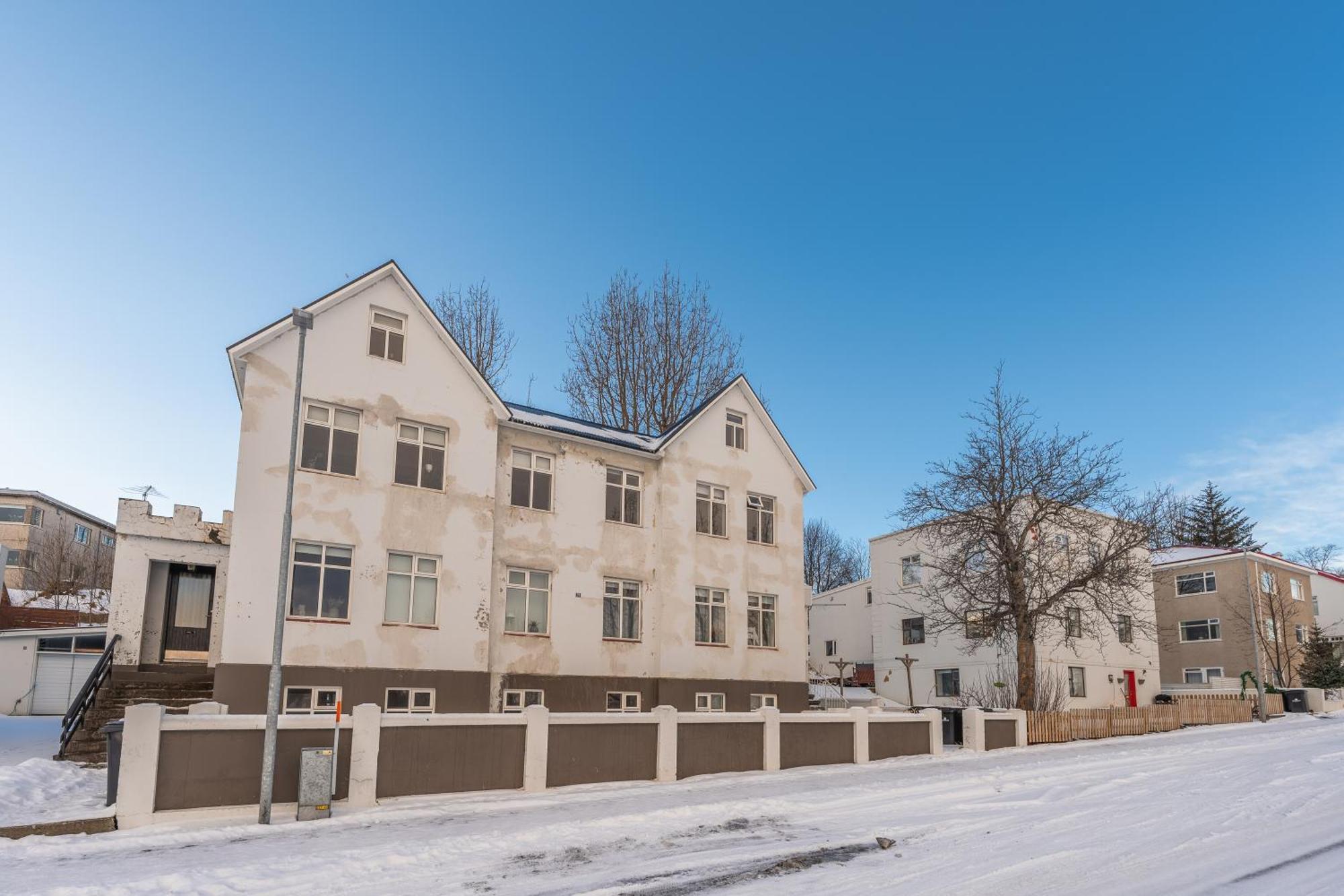 Day Dream Central Akureyri Three Bedroom Apt Dış mekan fotoğraf
